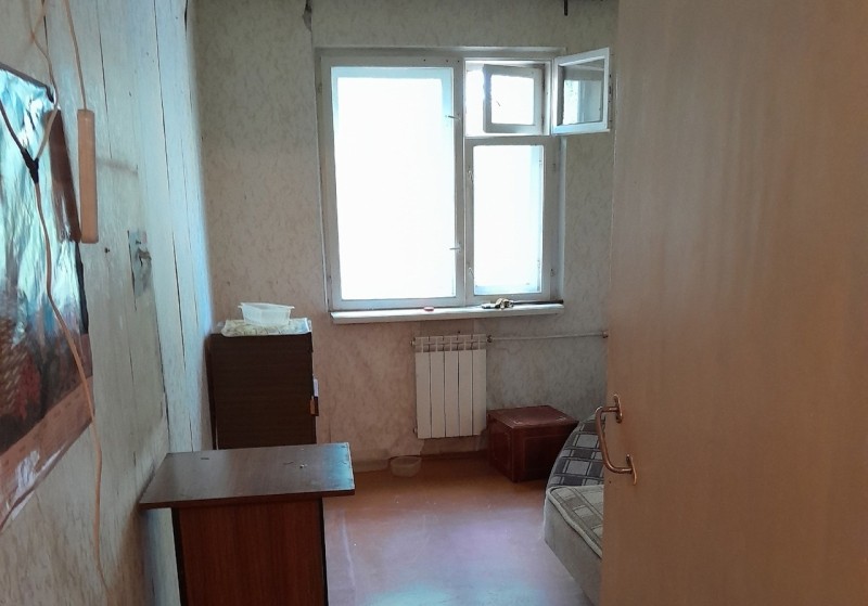 В Сыктывкаре из квартиры выселили незаконного жильца