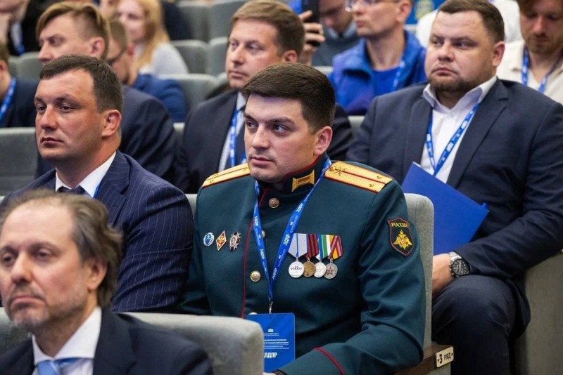 Максим Крайн и Павел Голубков вошли в программу "Пера. Путь героя"
