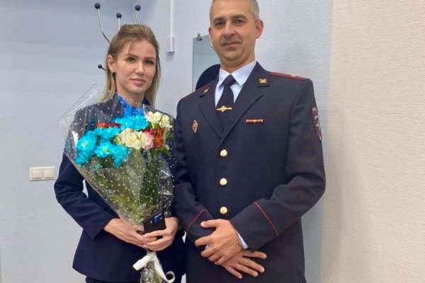 В Воркуте сотрудница банка уберегла пенсионерку от перевода денег мошенникам