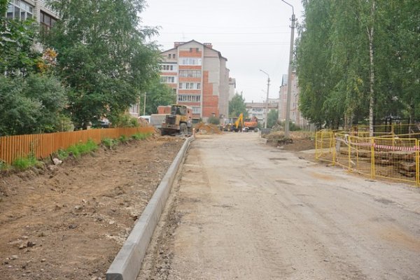 В Сыктывкаре асфальтируют улицу Жакова