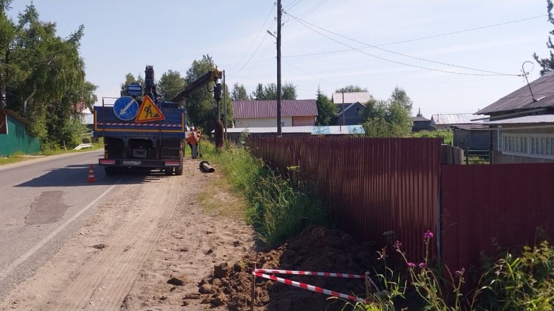 В Усть-Цилемском районе по поручению Ростислава Гольдштейна началась работа по обустройству уличного освещения