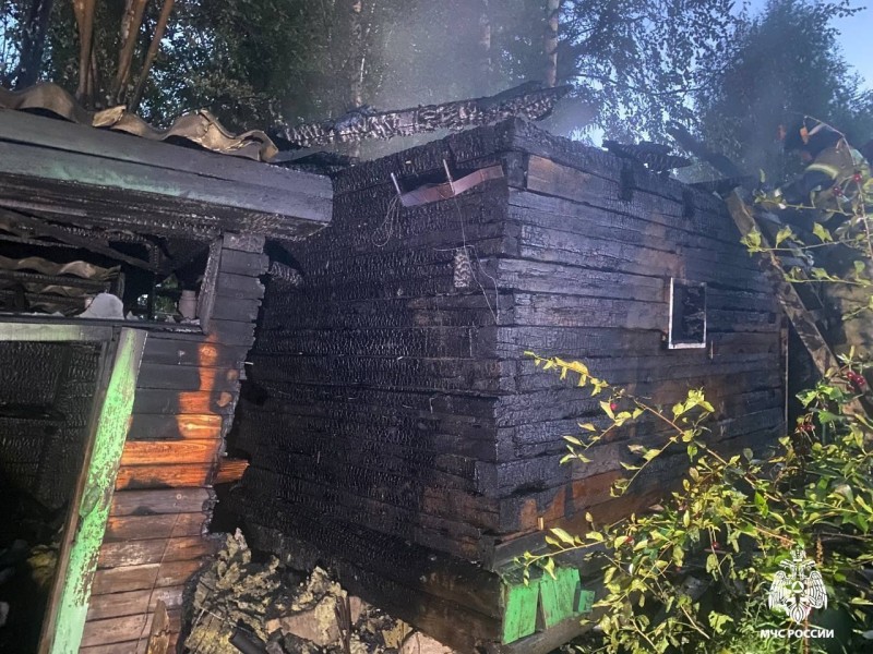 В сыктывкарском садоводческом товариществе "Нептун" сгорела баня