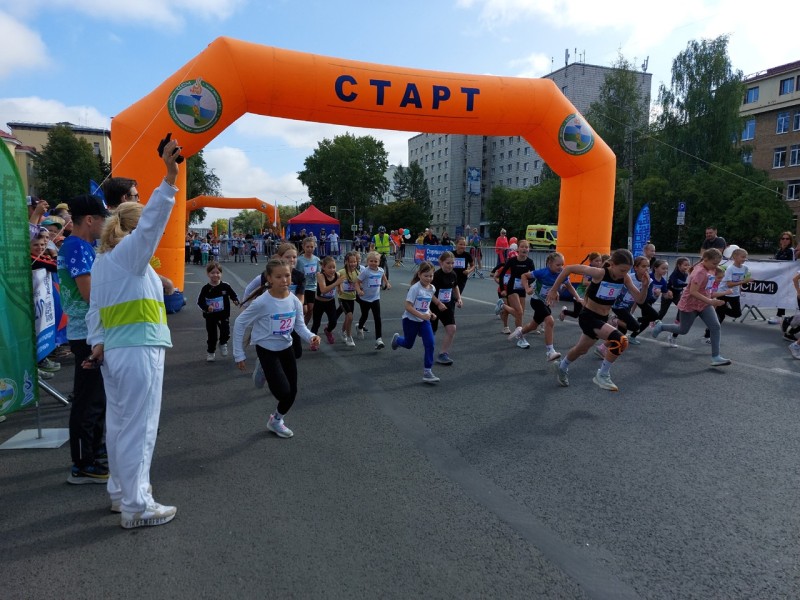 В столице Коми дали старт главным летним забегам "Сыктывкарса Туй - 2025"