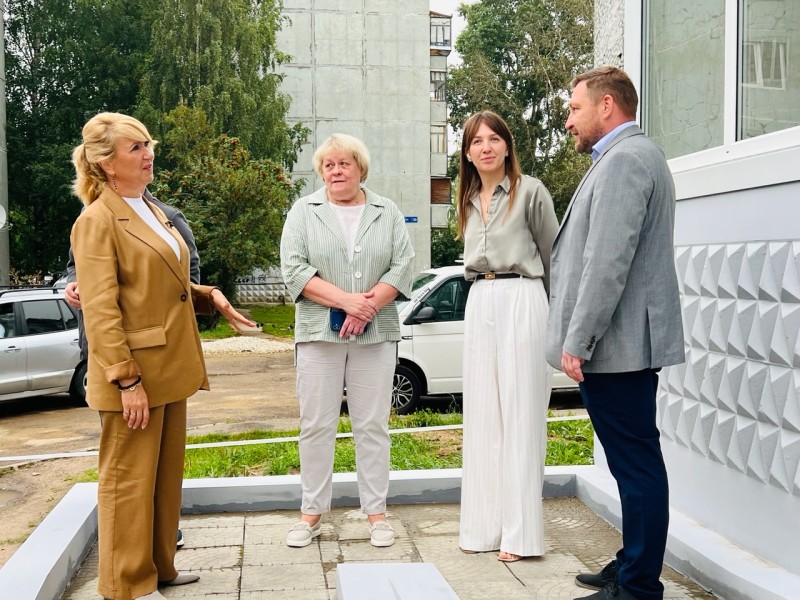 Книги, песочница и VR-очки: чем удивят детей после ремонта библиотеки в Сыктывкаре