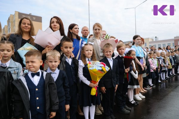 Педагоги Коми рассказали, как сэкономить на сборах в школу
