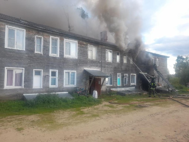 В Корткеросском районе СУСК по факту гибели двух жителей при пожаре проводит процессуальную проверку

