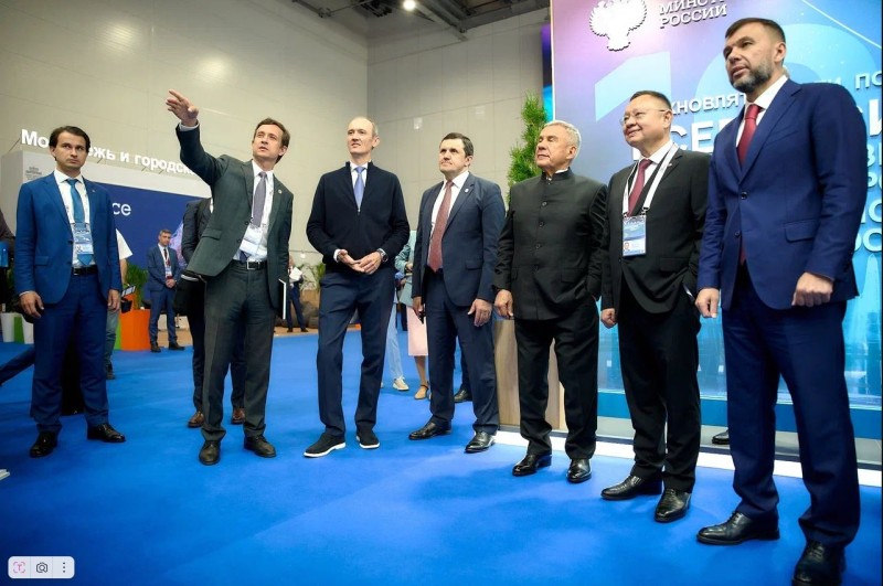 Вице-премьер России Григоренко: "Цифровизация делает города безопасными"

