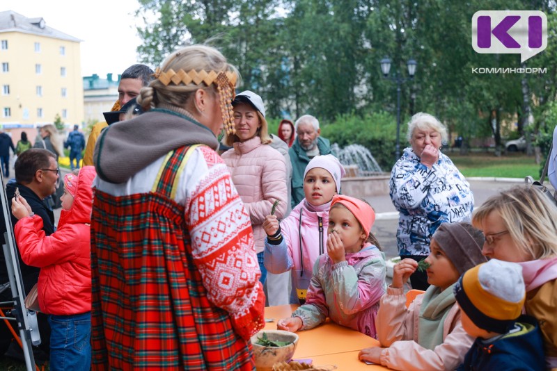 Этномода и саамский футбол на сене: что ждет гостей возрожденного фестиваля "Люди леса"

