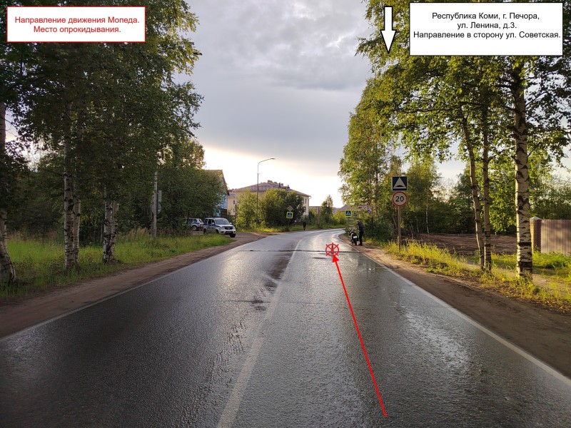 В Печоре на мопеде опрокинулся мужчина