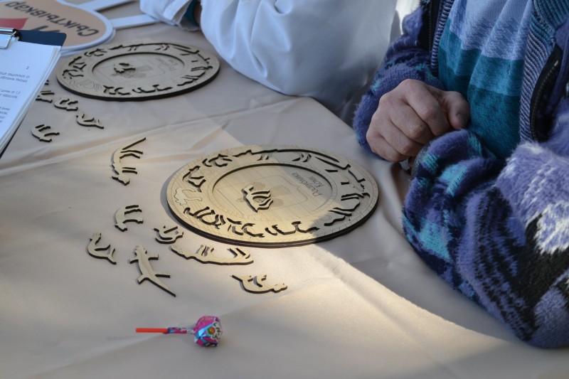 В Сыктывкаре День республики отметили коми национальными играми, розыгрышами и выставками