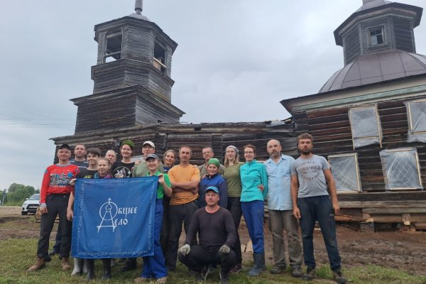 Благодаря волонтерам впервые за 90 лет в храме деревни Вездино Усть-Вымского района отслужили Божественную литургию