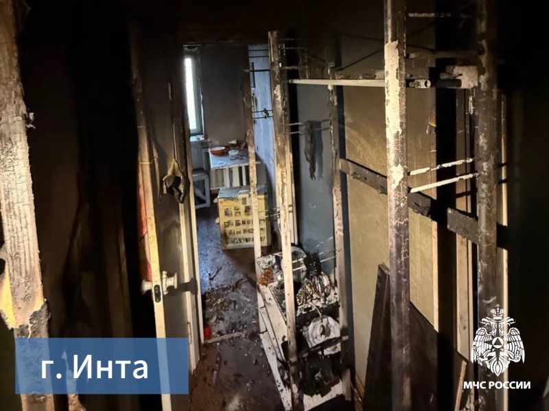 25 человек эвакуировали на пожаре в многоквартирном доме в Инте 