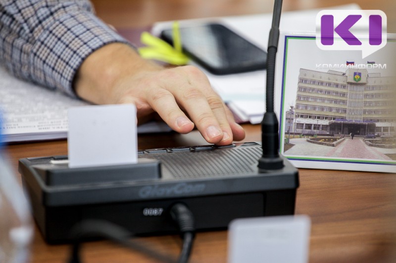 В Сыктывкаре изменят порядок избрания главы города и примут отставку мэра Голдина