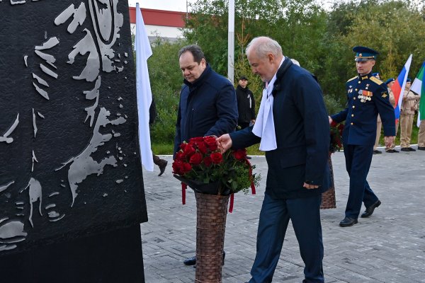 Ростислав Гольдштейн почтил память тружеников тыла Великой Отечественной войны в Воркуте