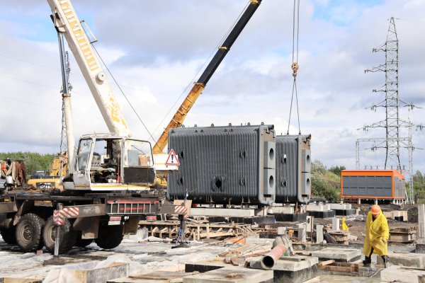 Председатель правительства Республики Коми посетил стройплощадку газовой котельной 