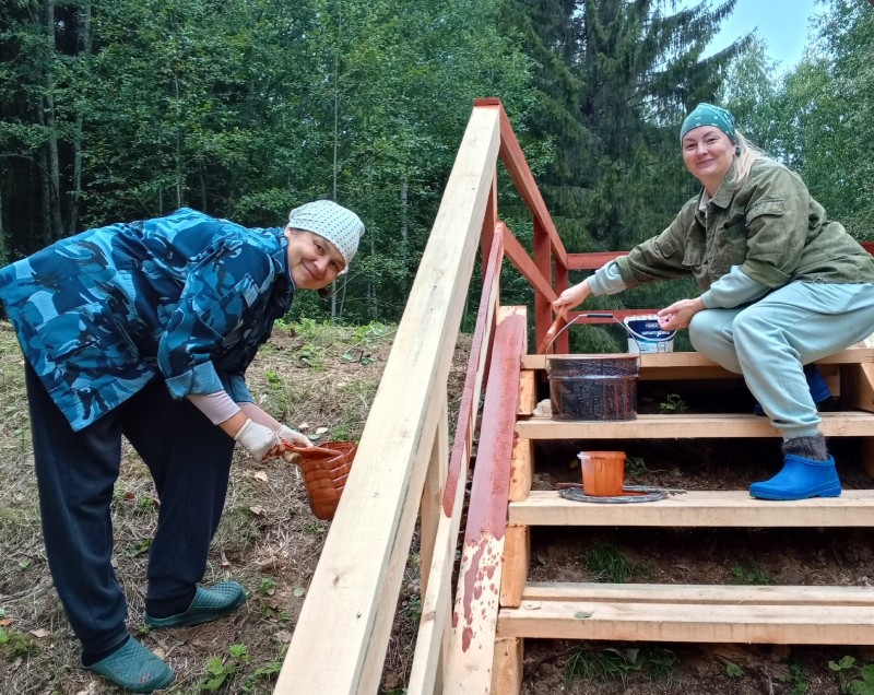 Волонтеры благоустраивают святые источники в старинном селе Ыб