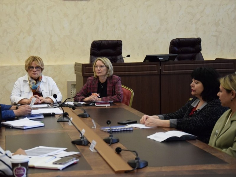 Ольга Микушева продолжает серию поездок в города и районы для контроля за подготовкой и оценкой жилищного фонда к зиме