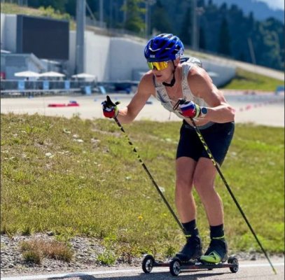 Кирилл Кочегаров завоевал золотую медаль на Кубке России по лыжероллерам