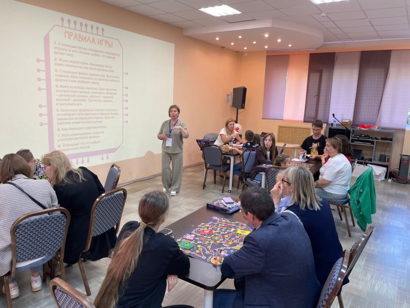 "Безопасный интернет" на литературной палитре Ухты: гости книжного фестиваля сыграли в настольную игру "Ростелекома"