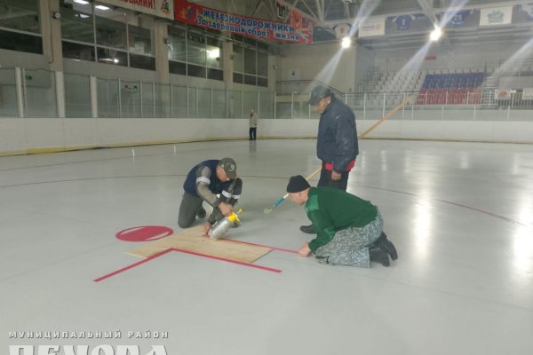 В Печоре к открытию готовится ледовая арена