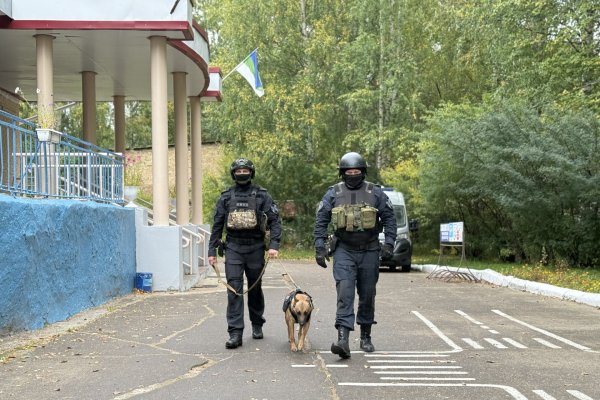 В Коми росгвардейцы обеспечивают безопасность в период проведения выборов

