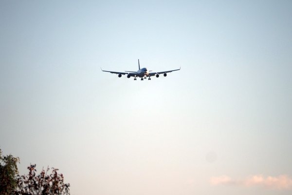 Авиалайнер Ил-96-400 испытали в небе над Сыктывкаром