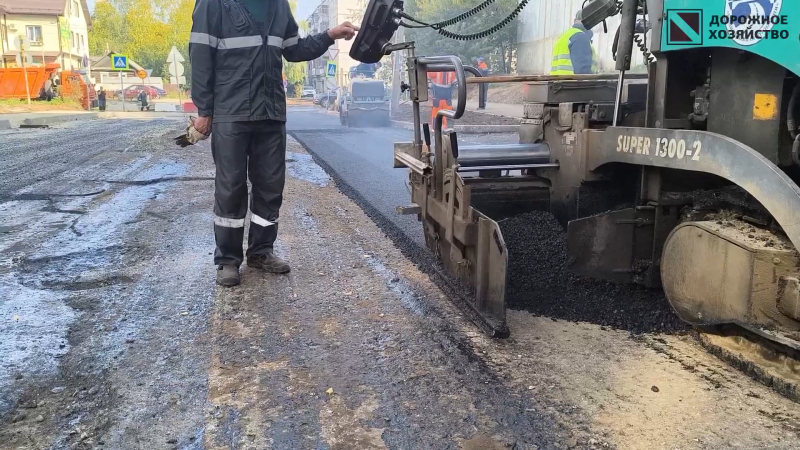 На ул.Карьерной в Сыктывкаре приступили к ключевому этапу ремонтных работ