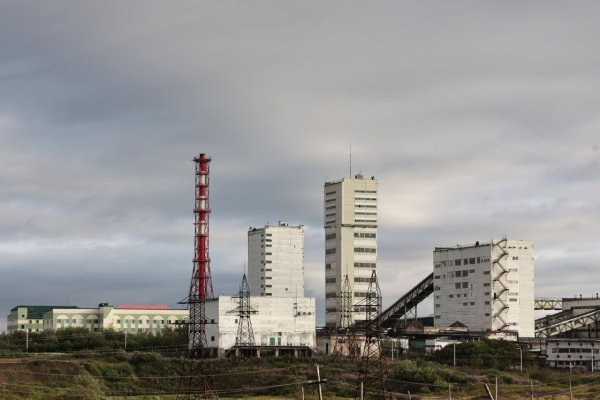 На шахте Комсомольская в Воркуте ведутся поиски горняка 