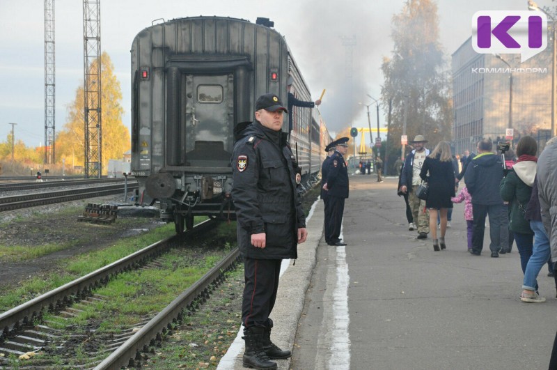 В Коми нетрезвый пассажир поезда заплатит штраф за разбитое стекло