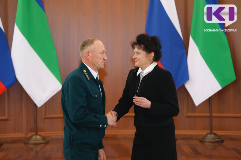 В Сыктывкаре наградили лучших представителей лесной отрасли 