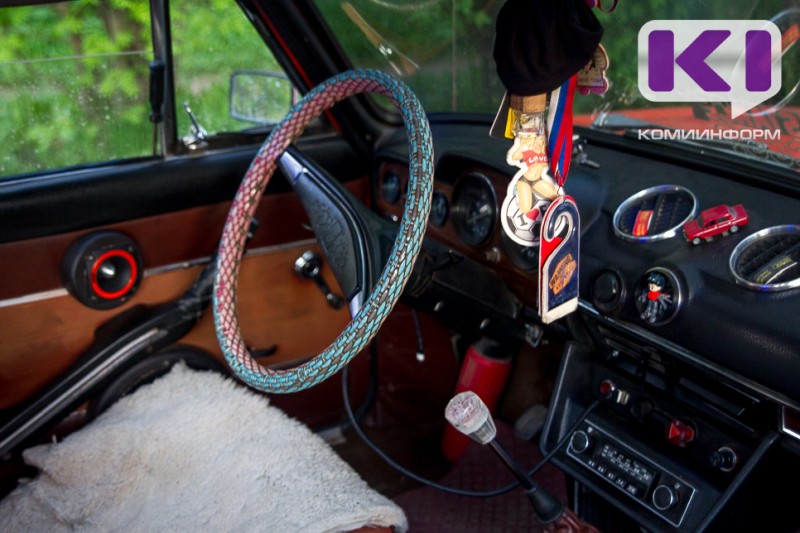 В Сосногорске водитель "Жигули" госпитализирован с раной губы 