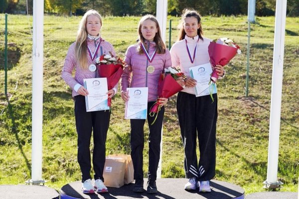 Дарья Канева завоевала серебро в кроссе 5 км на чемпионате России по лыжероллерам