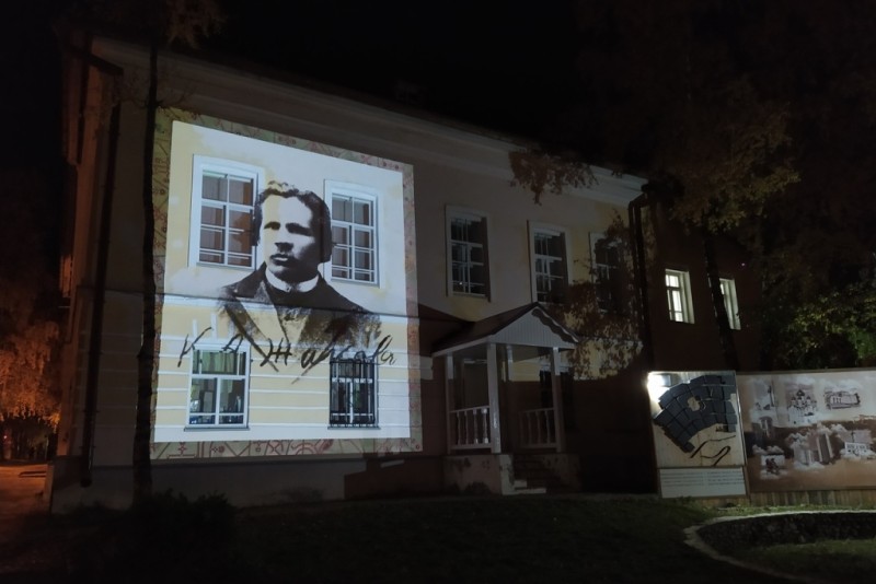 Нацмузей Коми приглашает на световую инсталляцию "Миян Жаков"