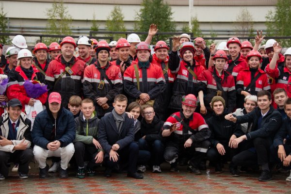 Первые студенты корпоративной группы ООО 