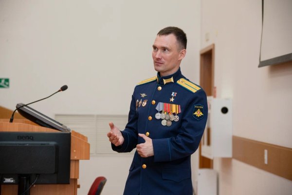 В УГТУ прошла встреча с Героем России Станиславом Кочевым