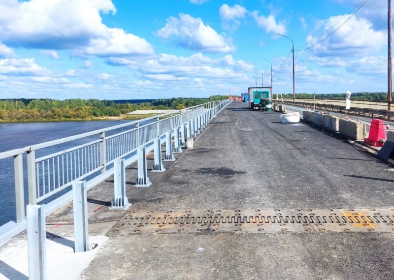 Продолжается ремонт моста через Вычегду, соединяющего Корткерос и Аджером