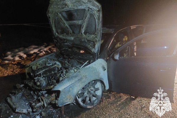 Под Сосногорском на автодороге сгорел автомобиль