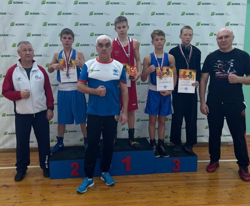 В копилке представителей Коми 27 медалей на турнире по боксу в Коряжме