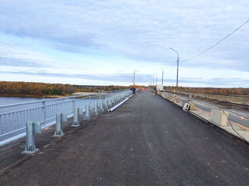 Подрядчик продемонстрировал значительный прогресс - Минстрой Коми о ремонте моста через Вычегду