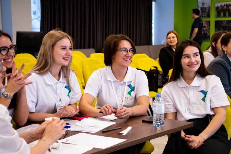 В Коми выбирают лучших специалистов, работающих с молодёжью