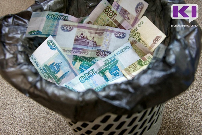 Два интинца поверили в сверхдоход в инвестициях и потеряли свыше 1,5 млн рублей