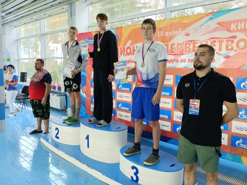 У сборной Коми по плаванию третье место на чемпионате и первенстве СЗФО