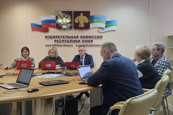 В Коми депутатский мандат Екатерины Грибковой передали Динарису Лутфуллину