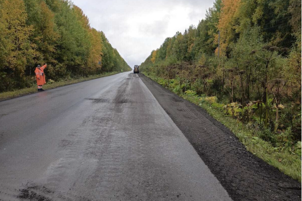 В Коми привели в нормативное состояние дороги к п. Ярега