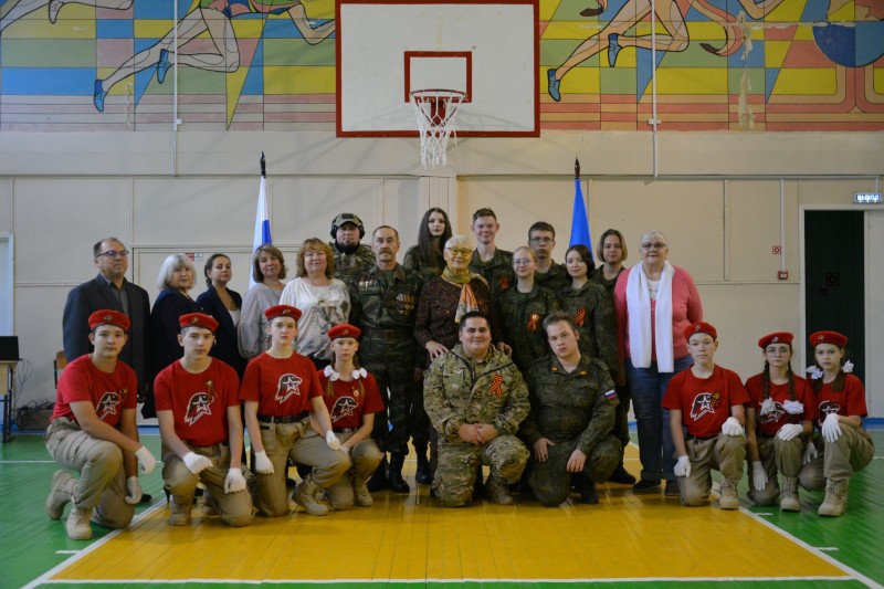 "Жить и помнить": девятый патриотический десант встретился с школьниками поселка Жешарт