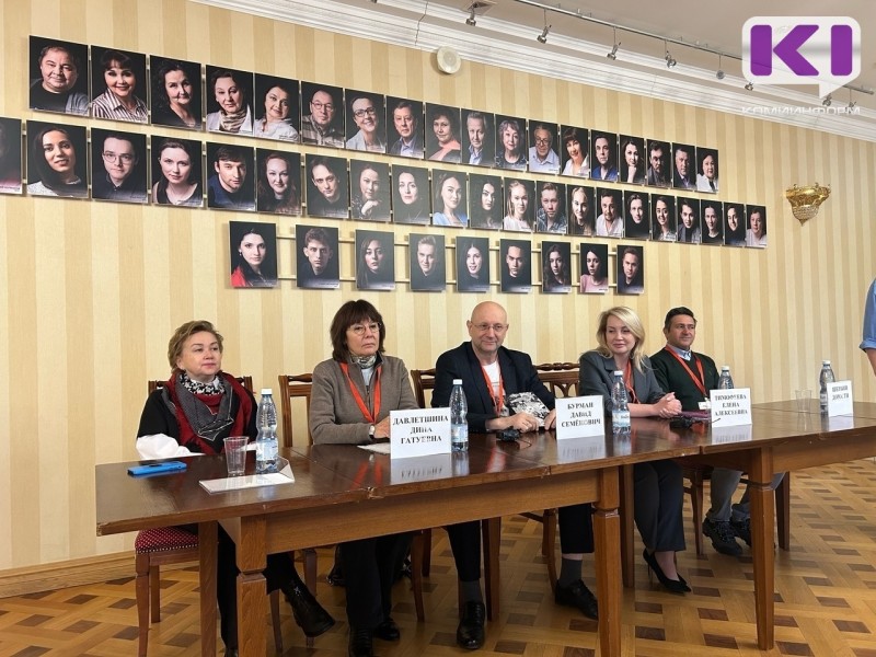 Бумажные львы из Ирана и моноспектакль из Казахстана: чем удивляет VI Международный фестиваль театров кукол "В гостях у Мойдыся" в Сыктывкаре