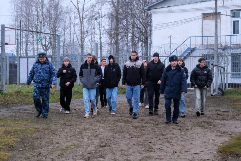 Студентам-юристам показали сыктывкарскую колонию строгого режима изнутри