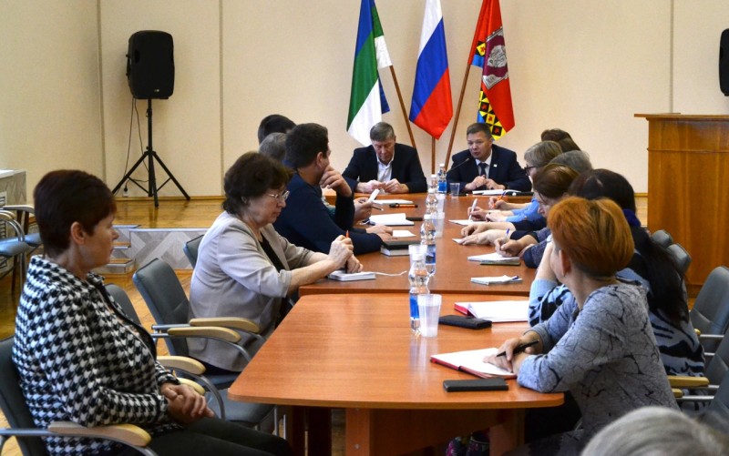 Депутаты и общественники Усть-Цилемского района озвучили проблемы муниципалитета депутату Государственного Совета Коми