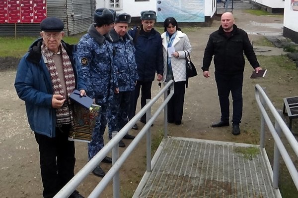 Ухтинские учреждения УФСИН с рабочим визитом посетили уполномоченный по правам человека и члены ОНК

