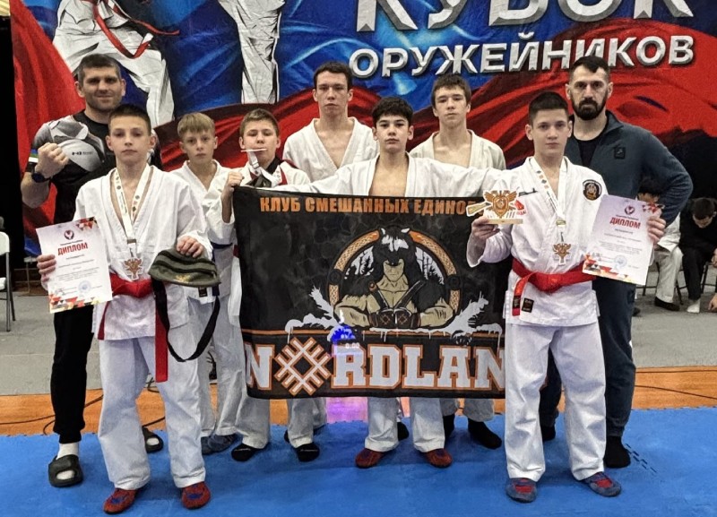 Три медали в копилке сборной Коми на соревнованиях по рукопашному бою